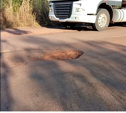 Vereador Luizinho Batista confirma operação tapa-buracos na MT-208 entre Terra Nova e Guarita