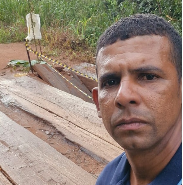 Vereador Reginaldo da Uru visita ponte danificada na 8ª Agrovila e solicita manutenção para evitar acidentes