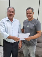 Vereador Tedi da Escolinha protocola mais um projeto junto ao assessor do Deputado Diego Guimarães