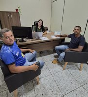 Vereadores analisam projetos que devem entrar em votação na próxima sessão da Câmara